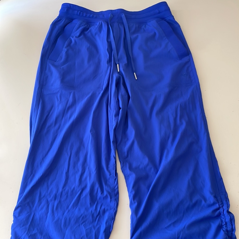 Lululemon Dance Studio Pants Beach Ball Blue - Picture 3 of 8